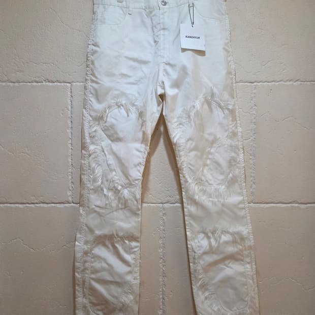 강혁 에어백 프린지 트라우저 화이트 L사이즈