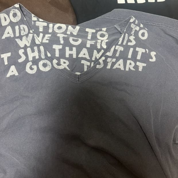 마르지엘라 aids tee