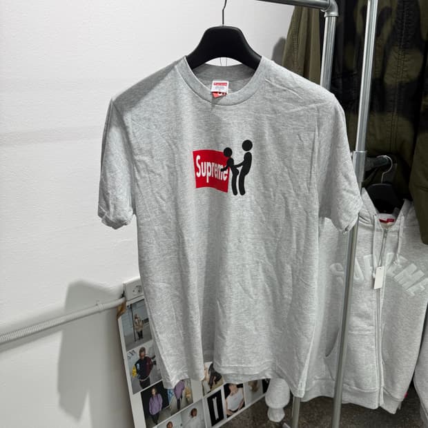 [M] supreme stick tee