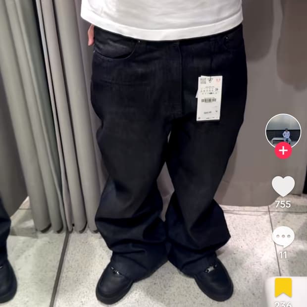 새상품)) 자라 루스 플레어 핏 데님 32 자라 배기핏 데님 팬츠 32