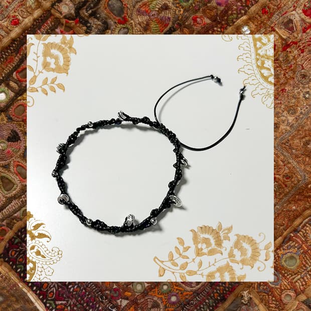Braiding bracelet