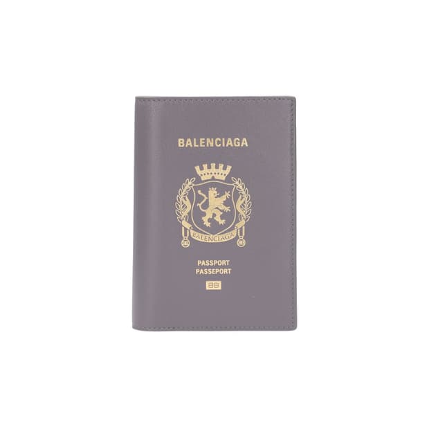 발렌시아가 787742 패스포트 홀더 카프스킨 그레이