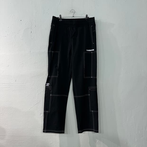 엄브로 나일론 트레이닝바지 M