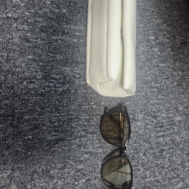 젠틀몬스터 제이드