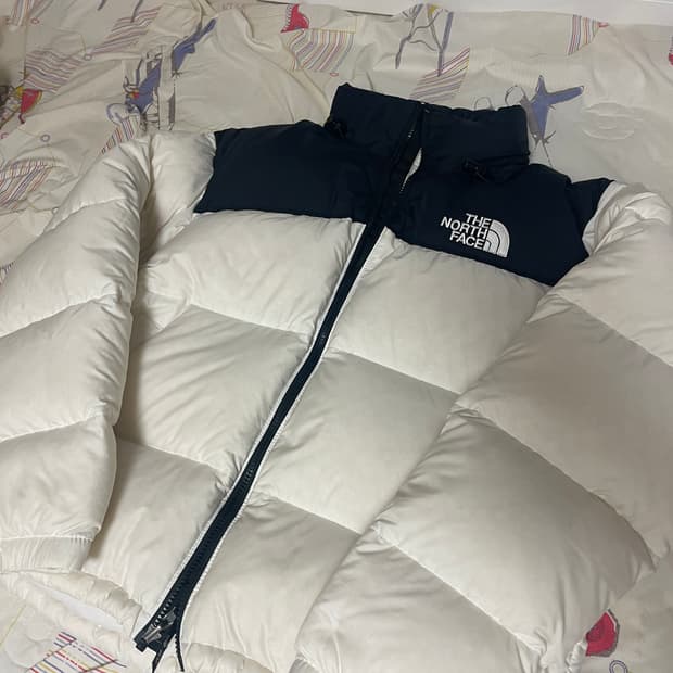 노스페이스 1996 에코 눕시 패딩 화이트L