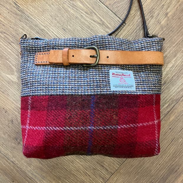 N79 해리스트위드 크로스백