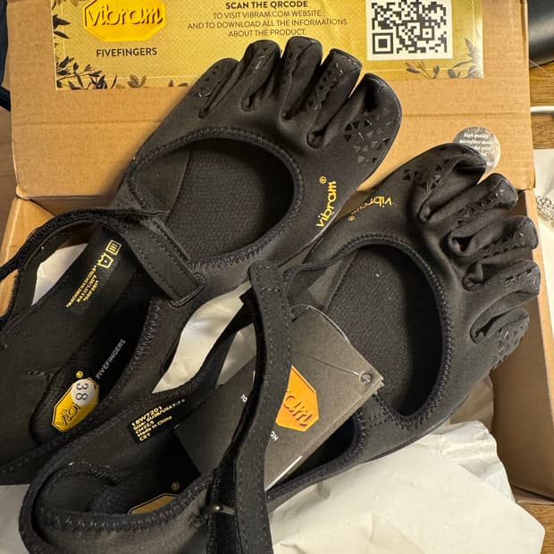 발가락신발 비브람 블랙 38 판매합니다