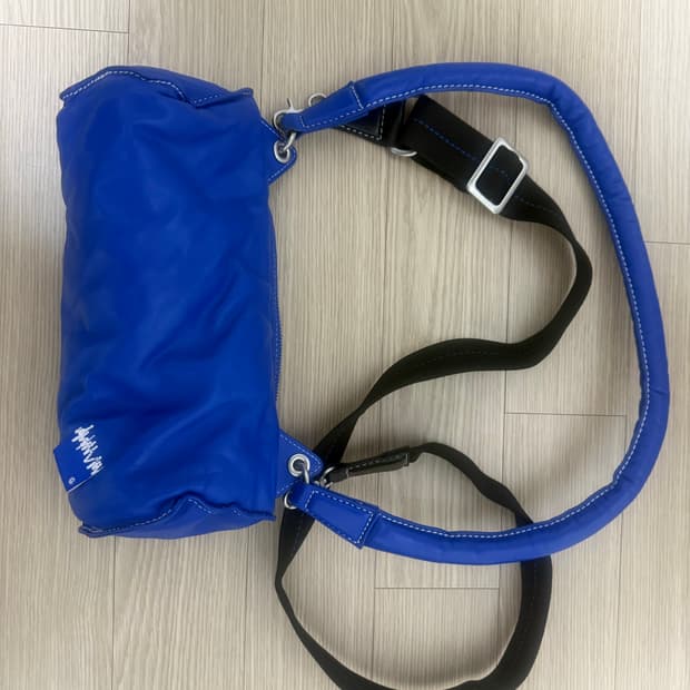 자라x아더에러 가방