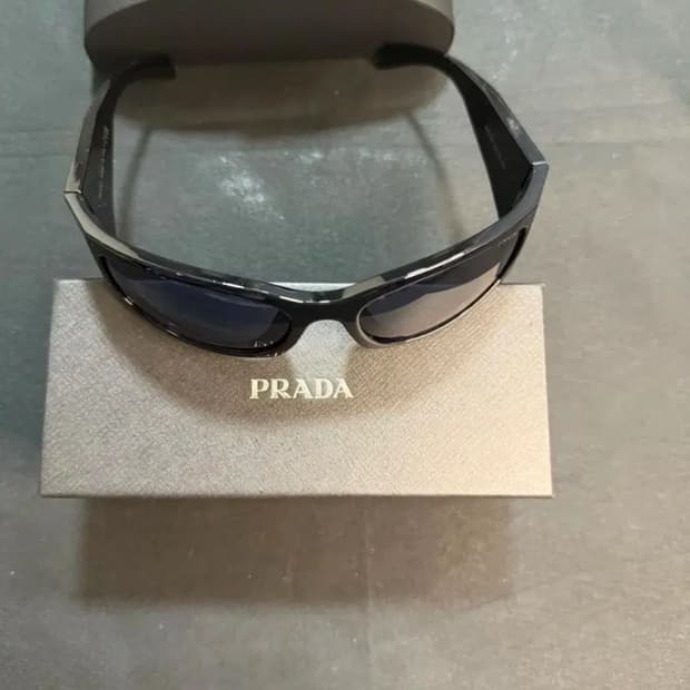 프라다 선글라스