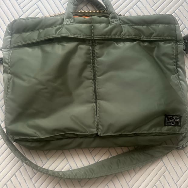 요시다포터 투웨이 탱거 세이지그린