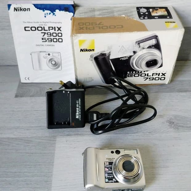 [박스구성] 니콘 쿨픽스 7900 빈티지디카 풀박스