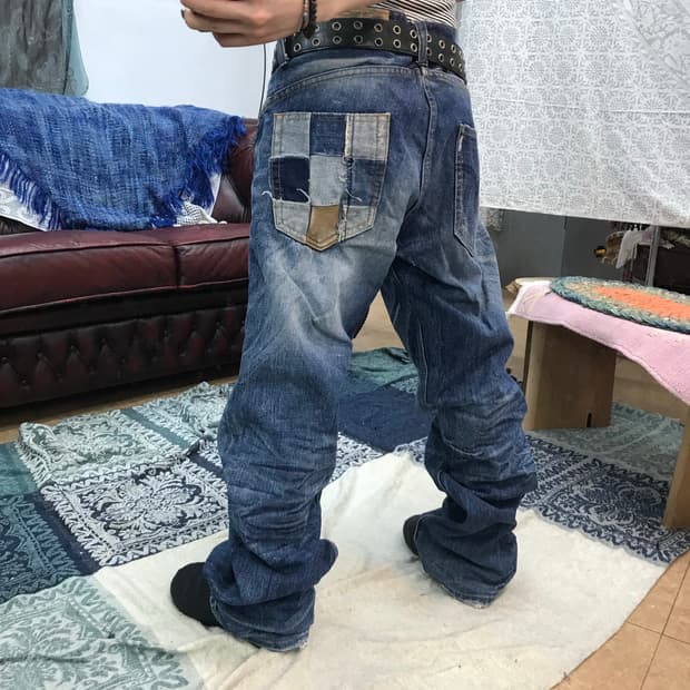 빈티지 패치워크 포켓 워싱 디스트로이드진 