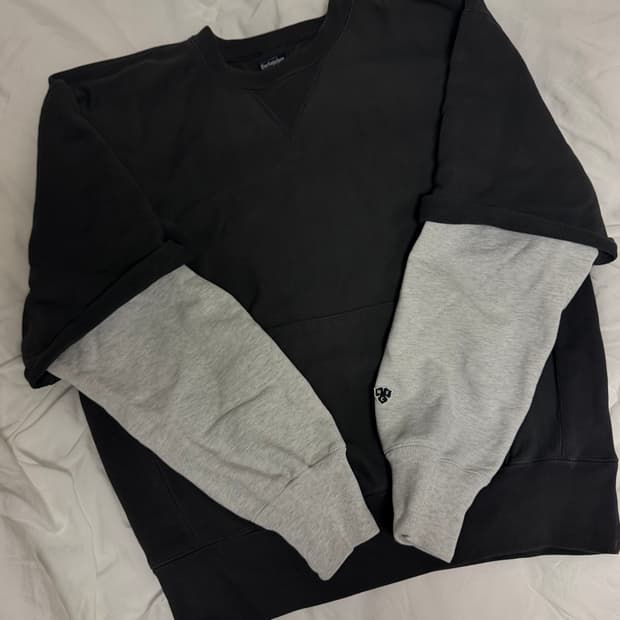 해리티지플러스 레이어드 맨투맨