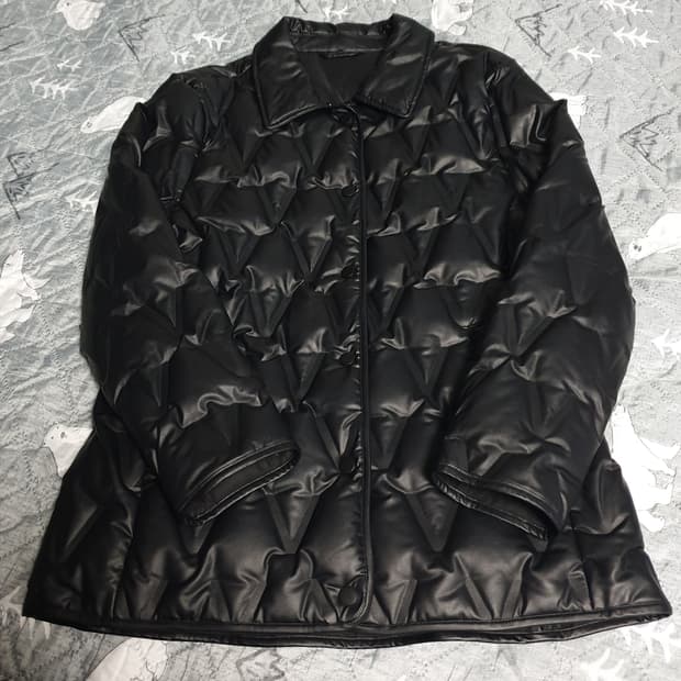 마틴발 슬림핏 퀄팅 가죽 덕다운 경량패딩 자켓 블랙 (M)