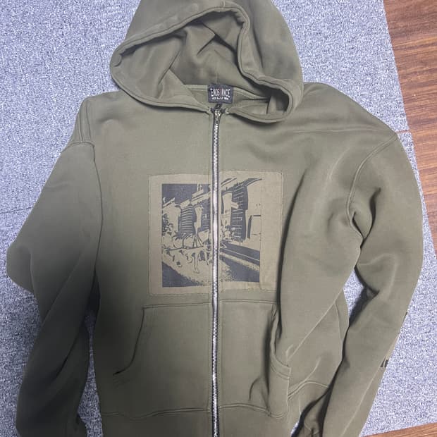 에모스탠스클럽 워시드 비엔나홀스 패치 후드 (카키)