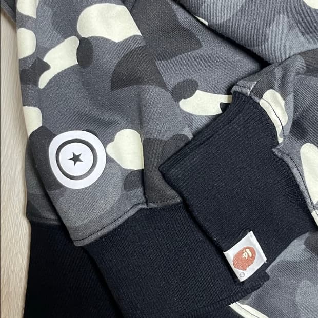 베이프 시티 카모 샤크 후디집업 블랙