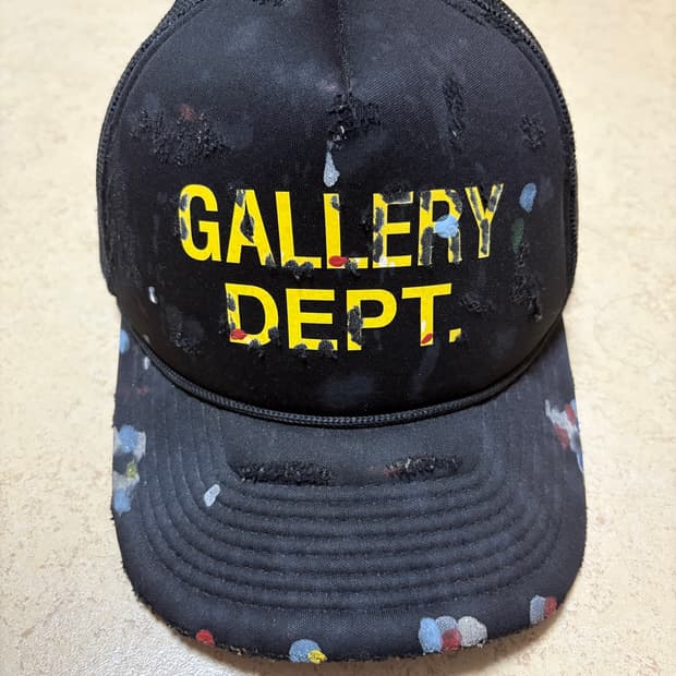 Gallery Dept. black paint hat