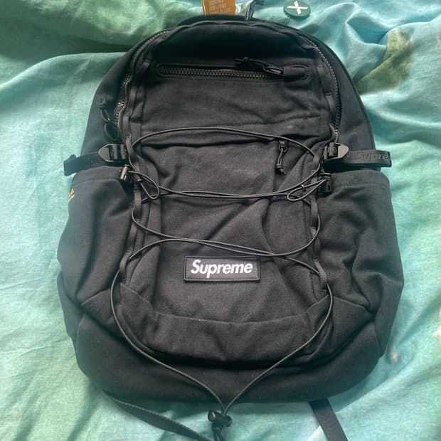 슈프림 로고 백팩(ss25) 