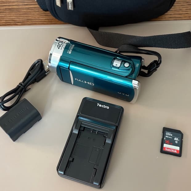 JVC 빈티지 캠코더 신품급 카리나 풀박스 (GZ-E117G)