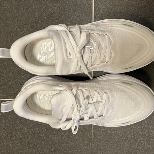 보메로 플러스 올화이트 235