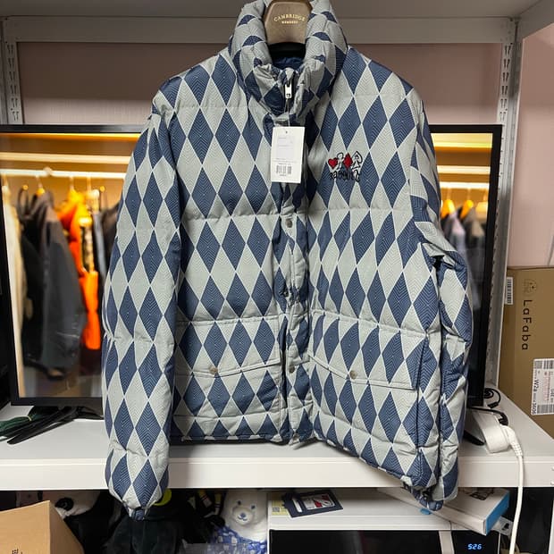 XL)RASSVET 다이아몬드 퀼팅 패딩 자켓