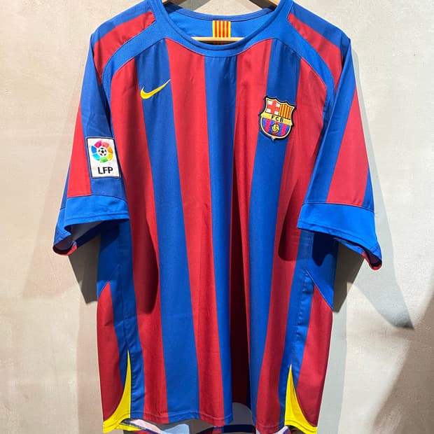 05-06 바르셀로나 호나우지뉴 홈 유니폼