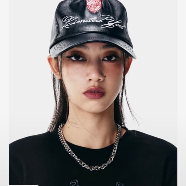 (새상품) yeel 패치 레더 볼캡