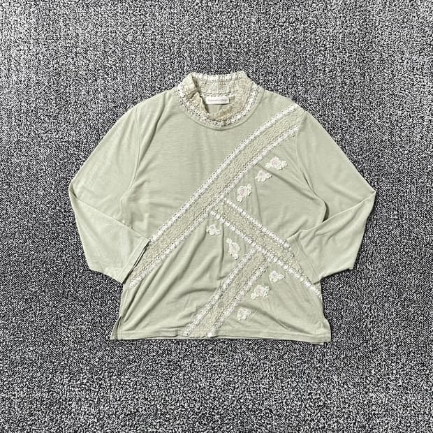 vinteちきゅ. 연두 레이스 로즈 롱 슬리브 긴팔티 모리걸 ꕤ*.°