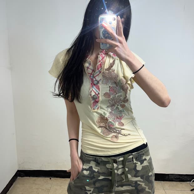 오리엔탈 프린팅 그런지 앤틱 버튼 카라티