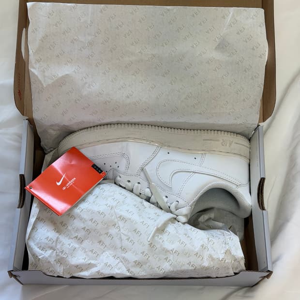 나이키 에어포스 230