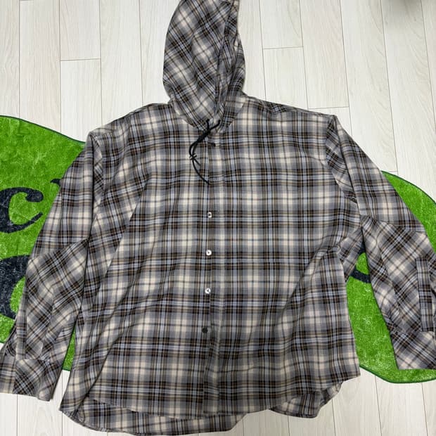 알렌느 인시전 체크 후드 셔츠 2