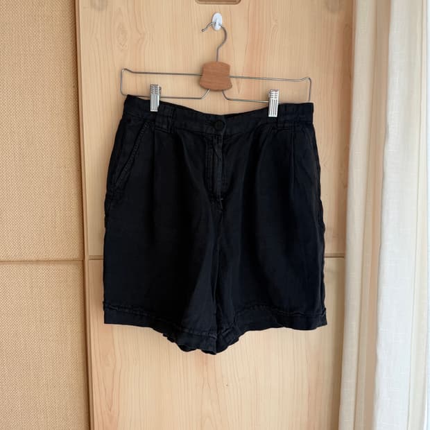 Massimo Dutti 린넨 반바지 검정 사이즈 36