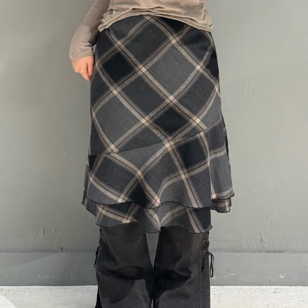 check pattern frill detail skirt