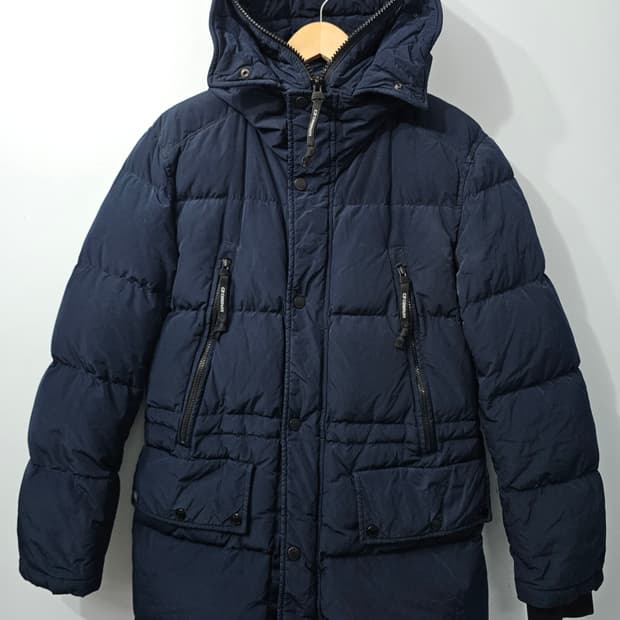 CP 컴퍼니 노르지 고글 후드 패딩 105