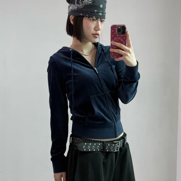 쥬씨 꾸뛰르 네이비 벨벳 후드집업