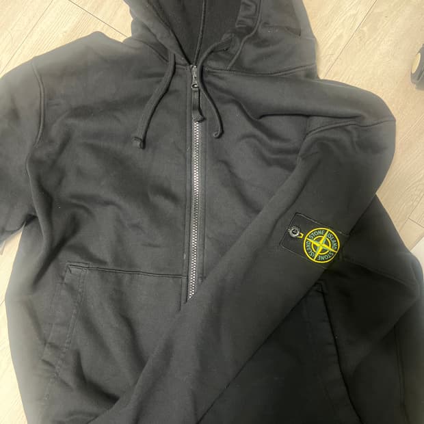 스톤아일랜드 후드집업 블랙 25ss XL