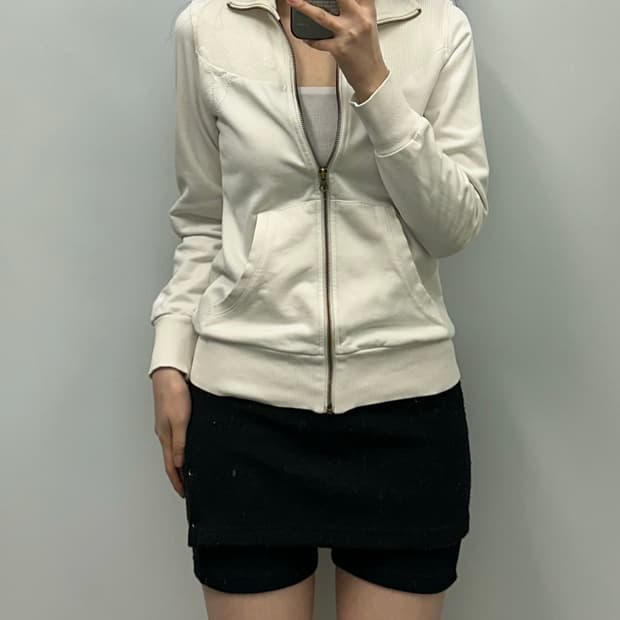 푸마 자수로고 화이트 코튼 져지 