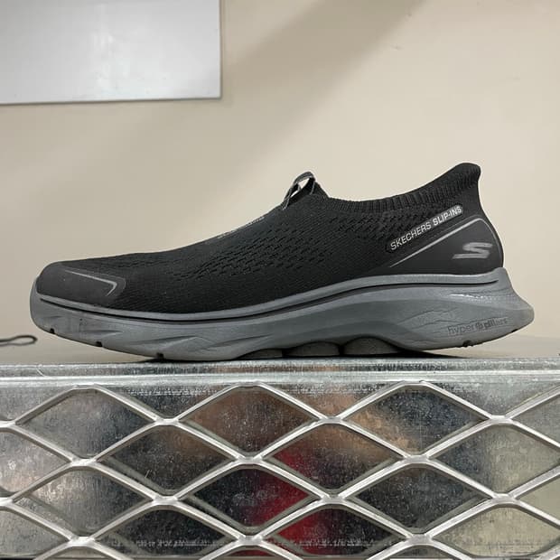 스케쳐스 고워크 7 슬립인스 255 (gr-4738)