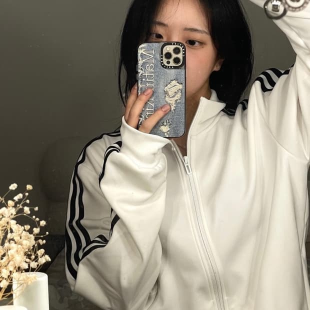 아디다스 3S 레귤러 핏 더블 니트  (크림 최근거래가 390,000 