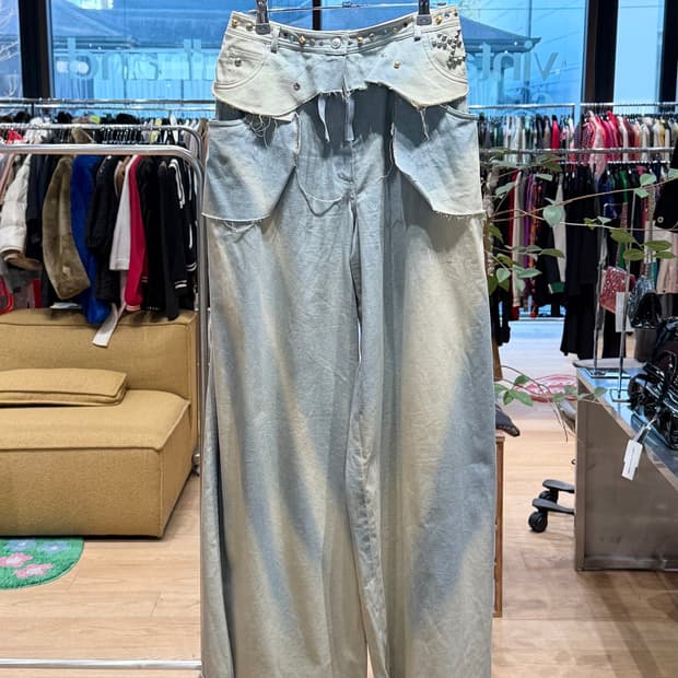 크리스찬 디올 부티크 데님 디스트로이드 와이드 팬츠 