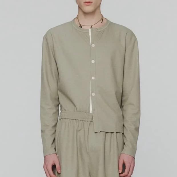 아모멘토 슬림핏 버튼업 가디건L