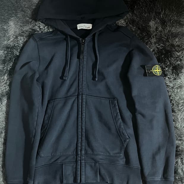 스톤 아일랜드 후드집업 (새상품급)