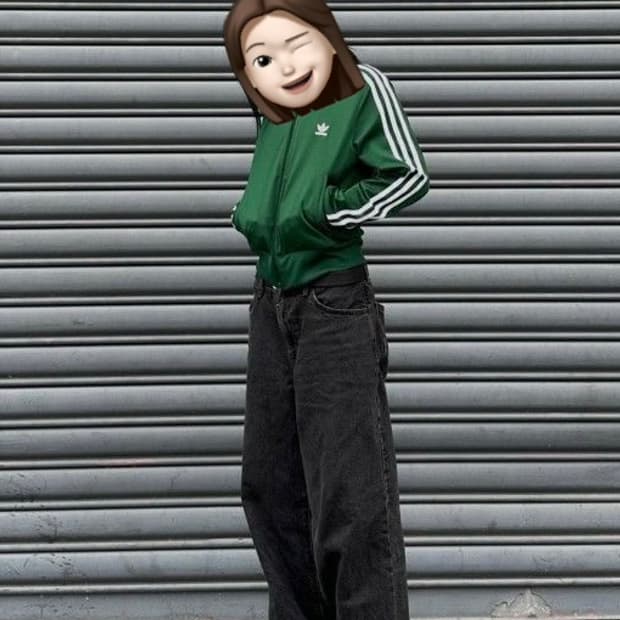 아디다스 유로파 트랙탑 105