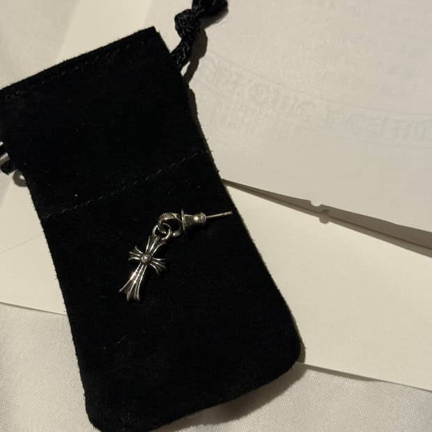 크롬하츠 베이비펫 드랍이어링