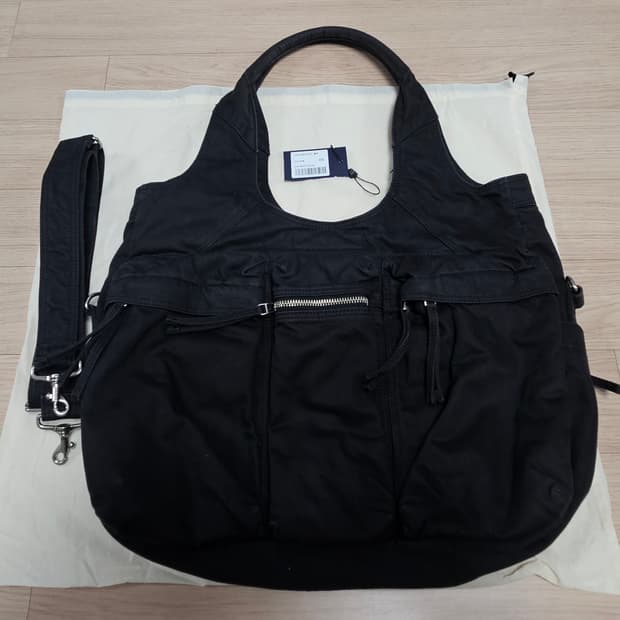 벨리에 오피서 프로치다백 블랙