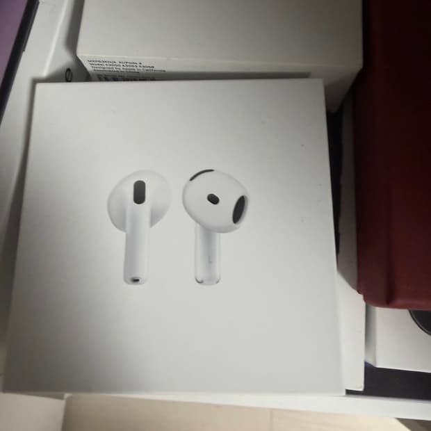 애플  정품 에어팟 4세대  본체