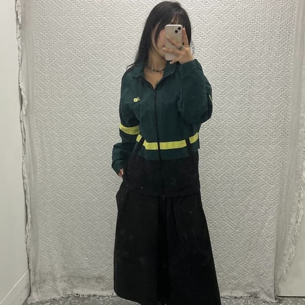 뉴발란스 올드스쿨 네온 배색 트랙클럽 바람막이 웜업 자켓 S C06528