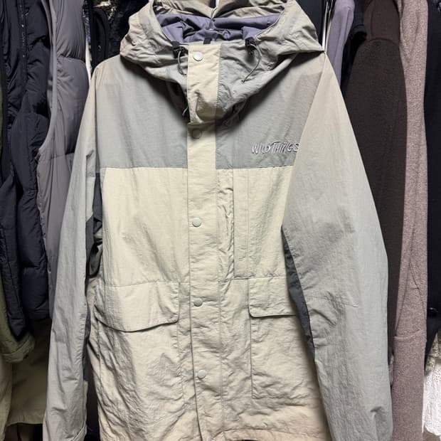 와일드 띵스 바람막이