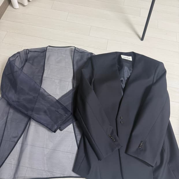 런던플랏 LONDONFLAT 블랙 자켓 + 시스루 자켓