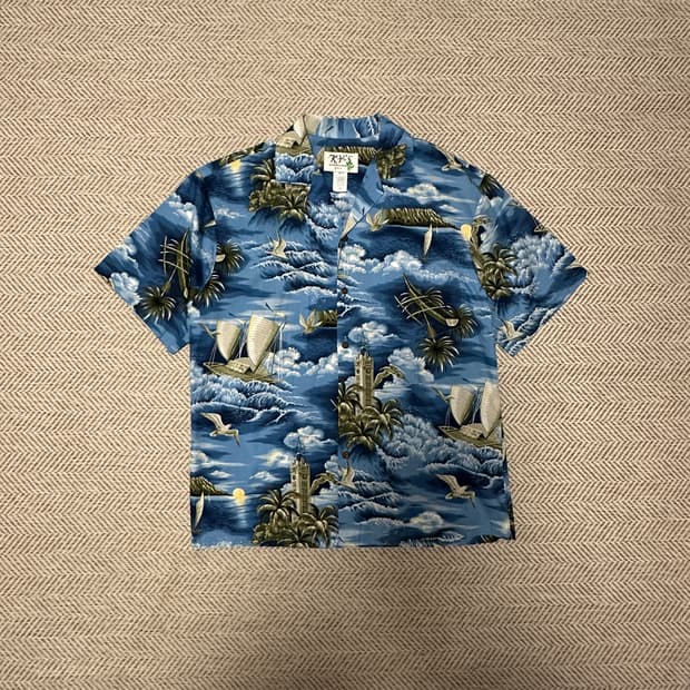VINTAGE usa made hawaiian shirt